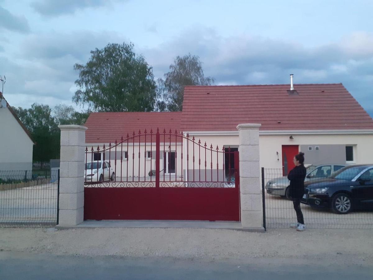 La Petite Salamandre Chitenay Exterior photo